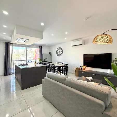 Apartament Spacious 3-bedroom With Terrace Near Paceville & *