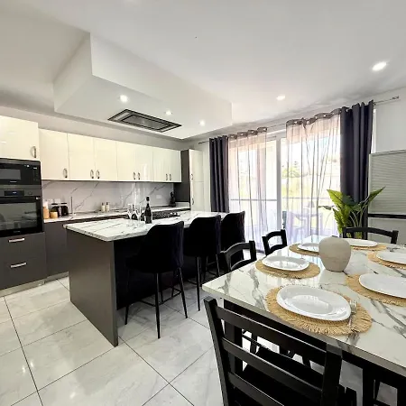 Spacious 3-bedroom With Terrace Near Paceville &
